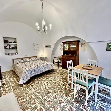 Apartment Casetta Giorgia *